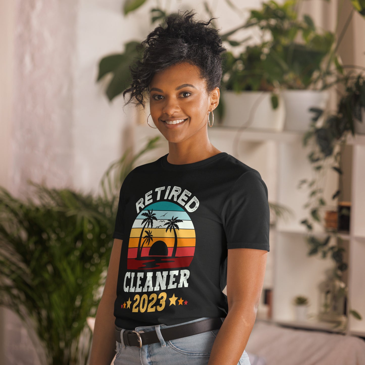 Funny Retired Cleaner 2023 Retirement House Cleaner T-shirt
